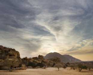 Ai Aiba - The Rock Painting Lodge